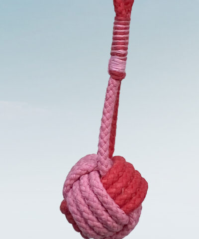 Schlüsselanhänger "Affenfaust" Farbe: Himbeere-Kirsche